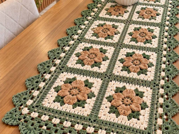 Caramel Flower Granny Square Table Runner – Free Crochet Pattern