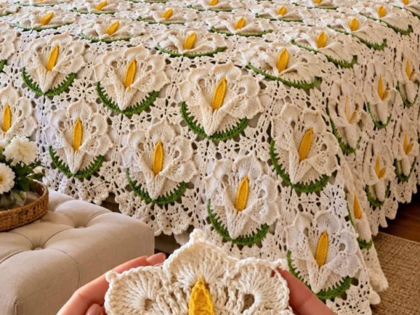 Calla Lily Bedspread